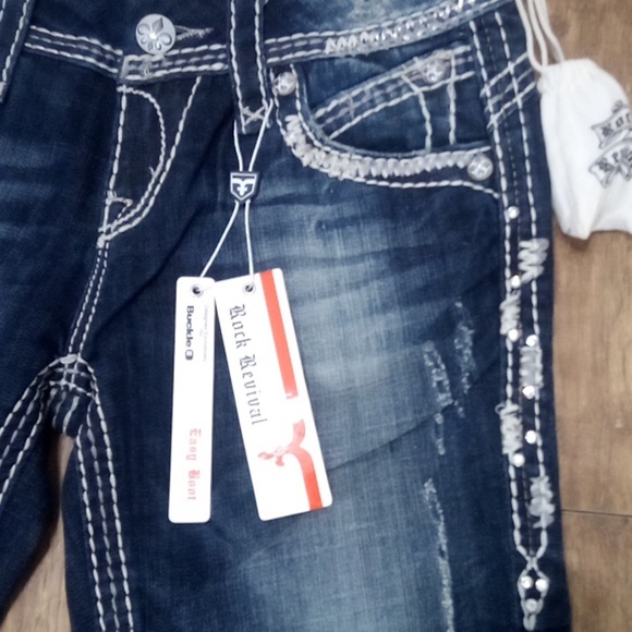 Rock Revival Women's 28 Ehasy Boot AMY Bejeweled Embroidered NWT - Picture 2 of 12